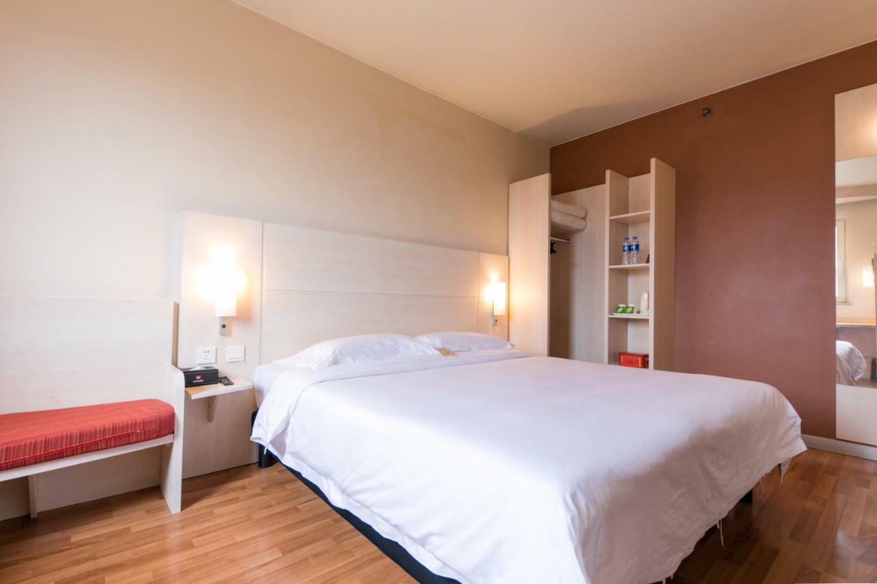 Hotel Ibis Anyang Jiefang Ave Exterior foto